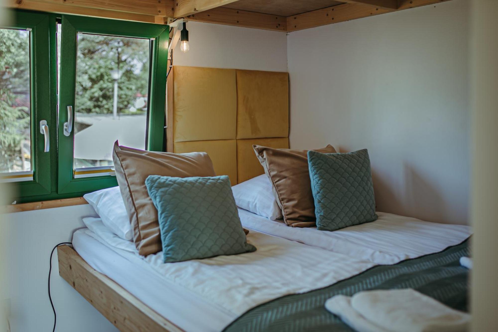 Herbals - Tree&Lake Houses With Bath, Sauna, Bikes, Motorboat Mielno  Chambre photo