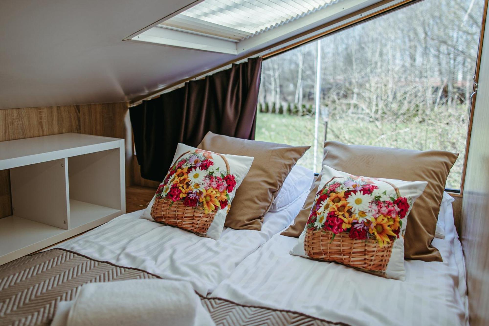 Herbals - Tree&Lake Houses With Bath, Sauna, Bikes, Motorboat Mielno  Chambre photo