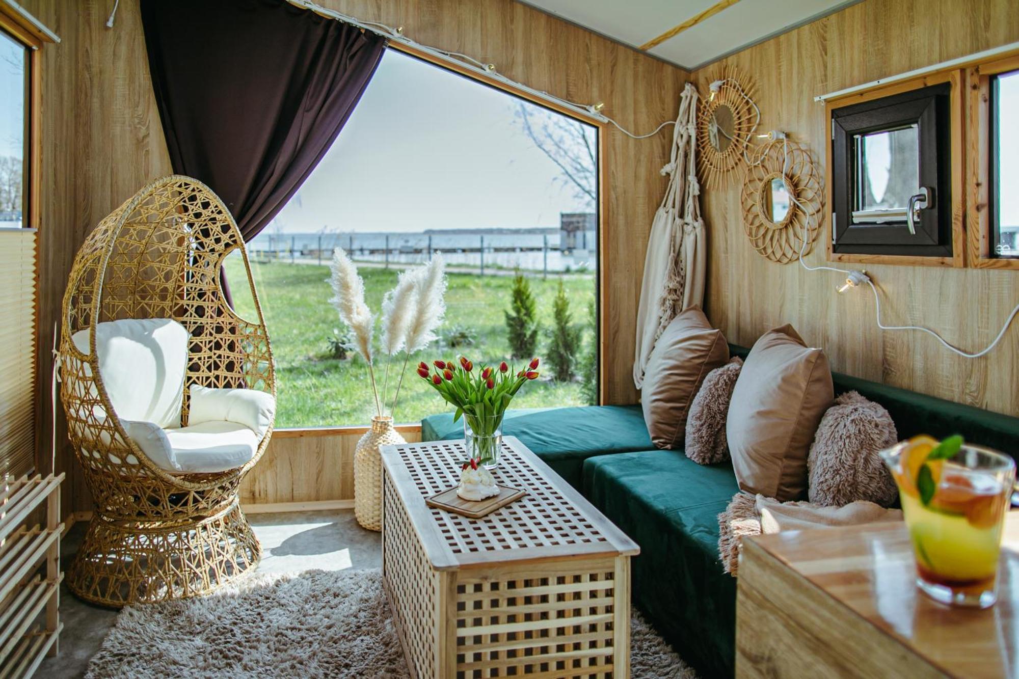 Herbals - Tree&Lake Houses With Bath, Sauna, Bikes, Motorboat Mielno  Chambre photo