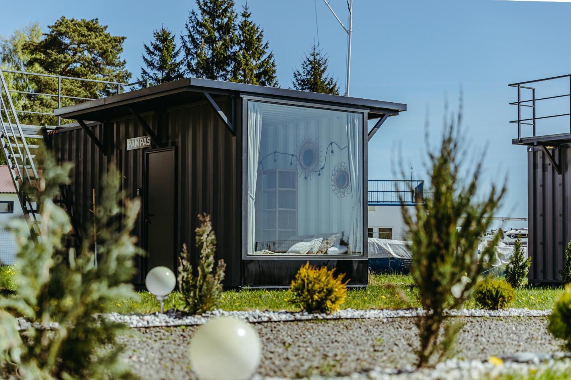 Herbals - Tree&Lake Houses With Bath, Sauna, Bikes, Motorboat Mielno  Chambre photo